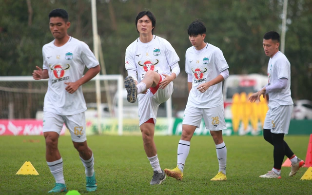 CLB HAGL chính thức ký hợp đồng với nhà vô địch U23 Đông Nam Á